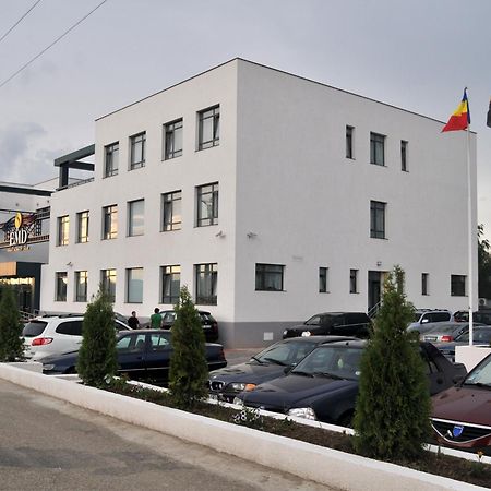 Hotel Emd Bákó Kültér fotó