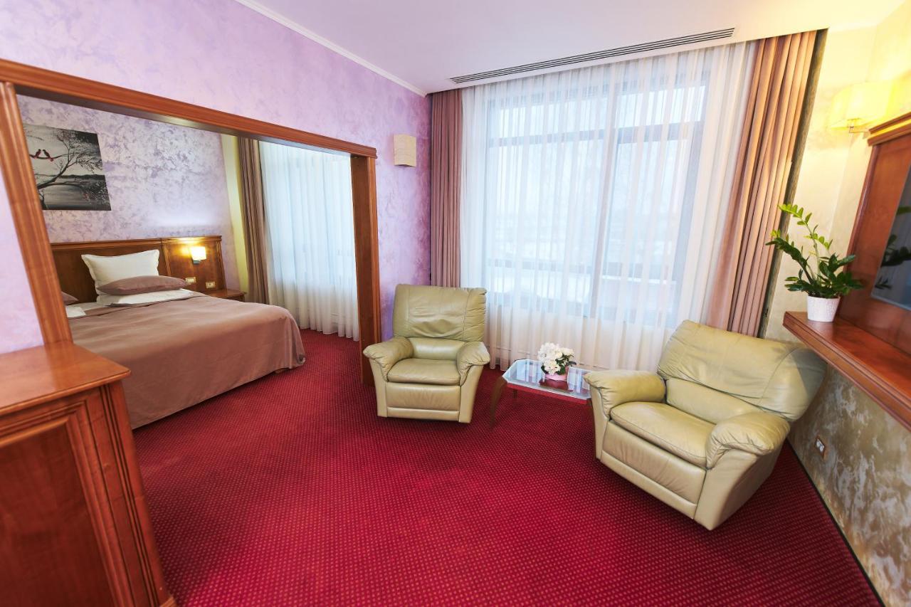 Hotel Emd Bákó Kültér fotó